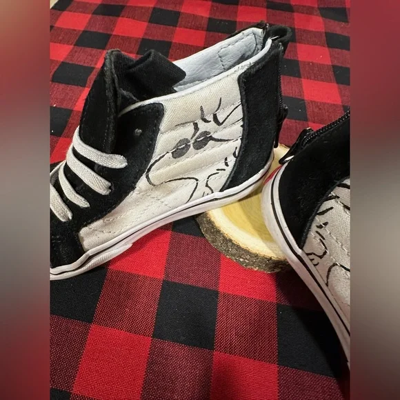 Vans x Peanuts Sk8-Hi Zip Kid Sneakers - Picture 2 of 4